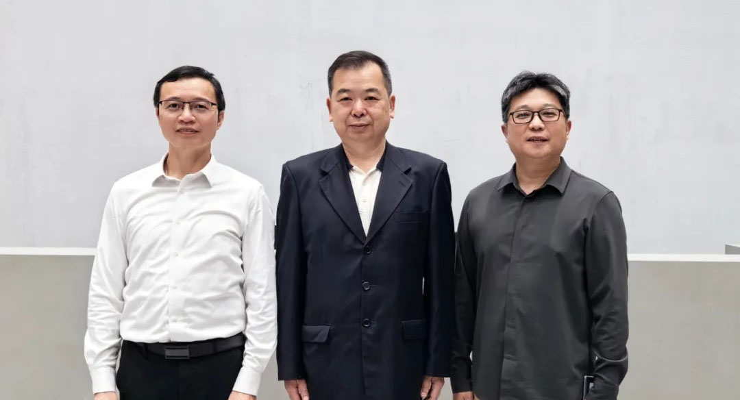 福建理工大学党委书记吴仁华一行光临游艇会yth206调查领导